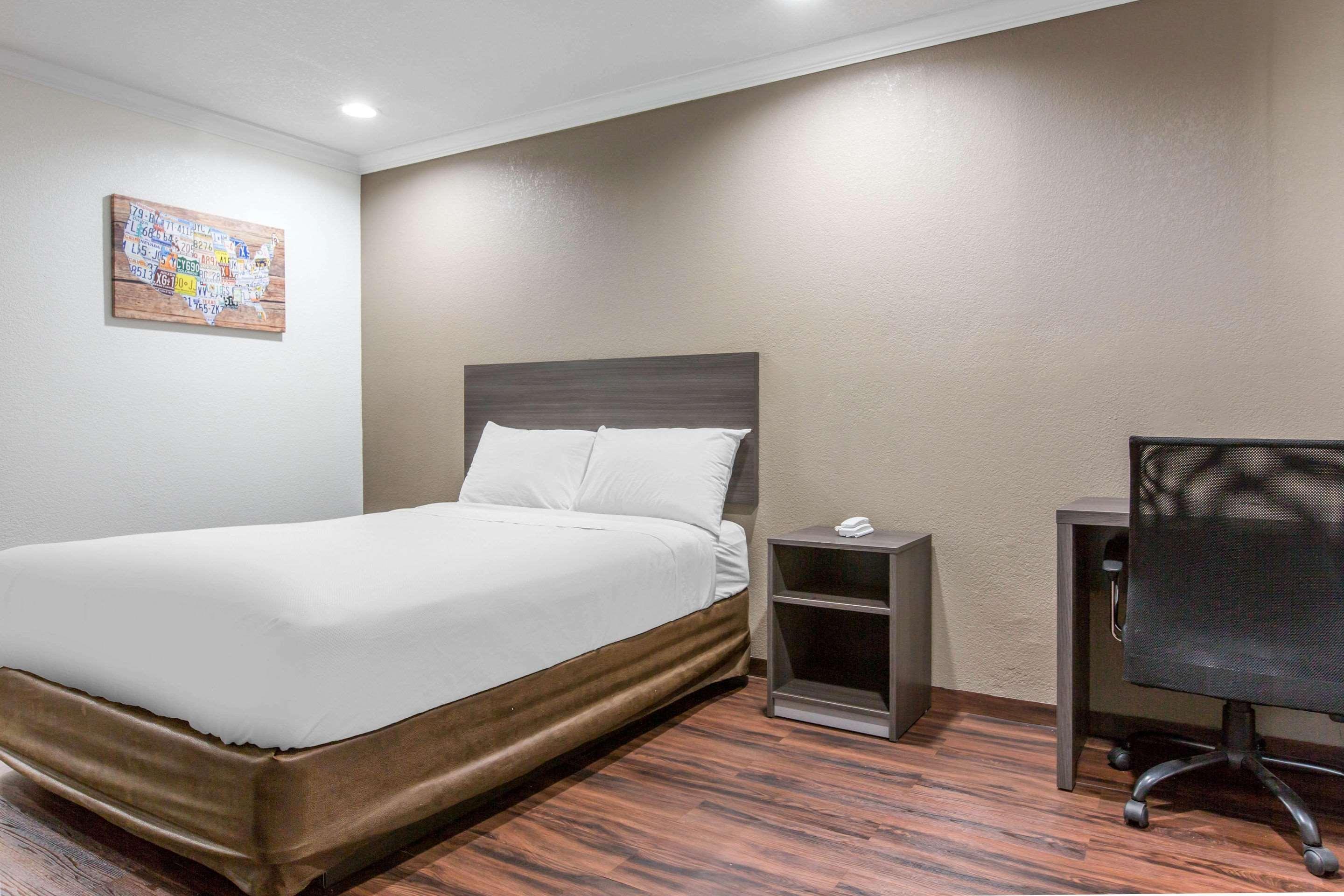Baymont By Wyndham Bakersfield 2* Bakersfield