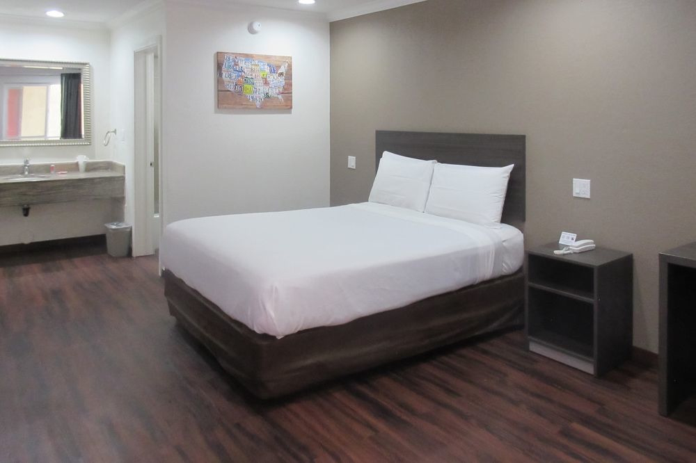 Baymont By Wyndham 2* Bakersfield