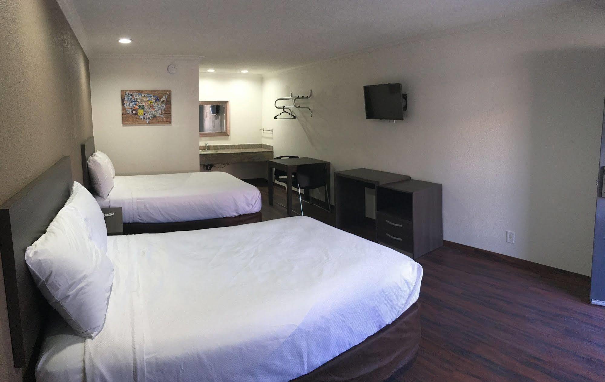 Baymont By Wyndham Hotel 2*